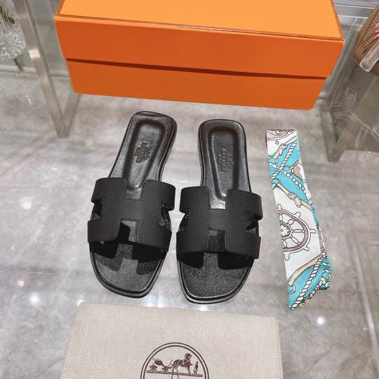 Claquette H Noir