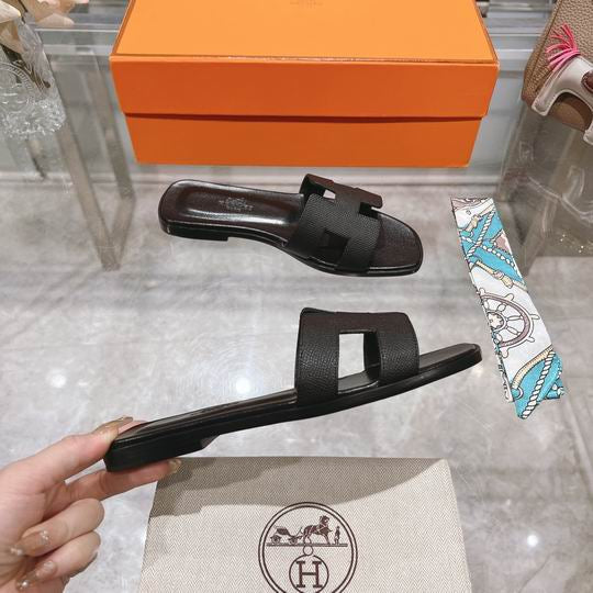 Claquette H Noir